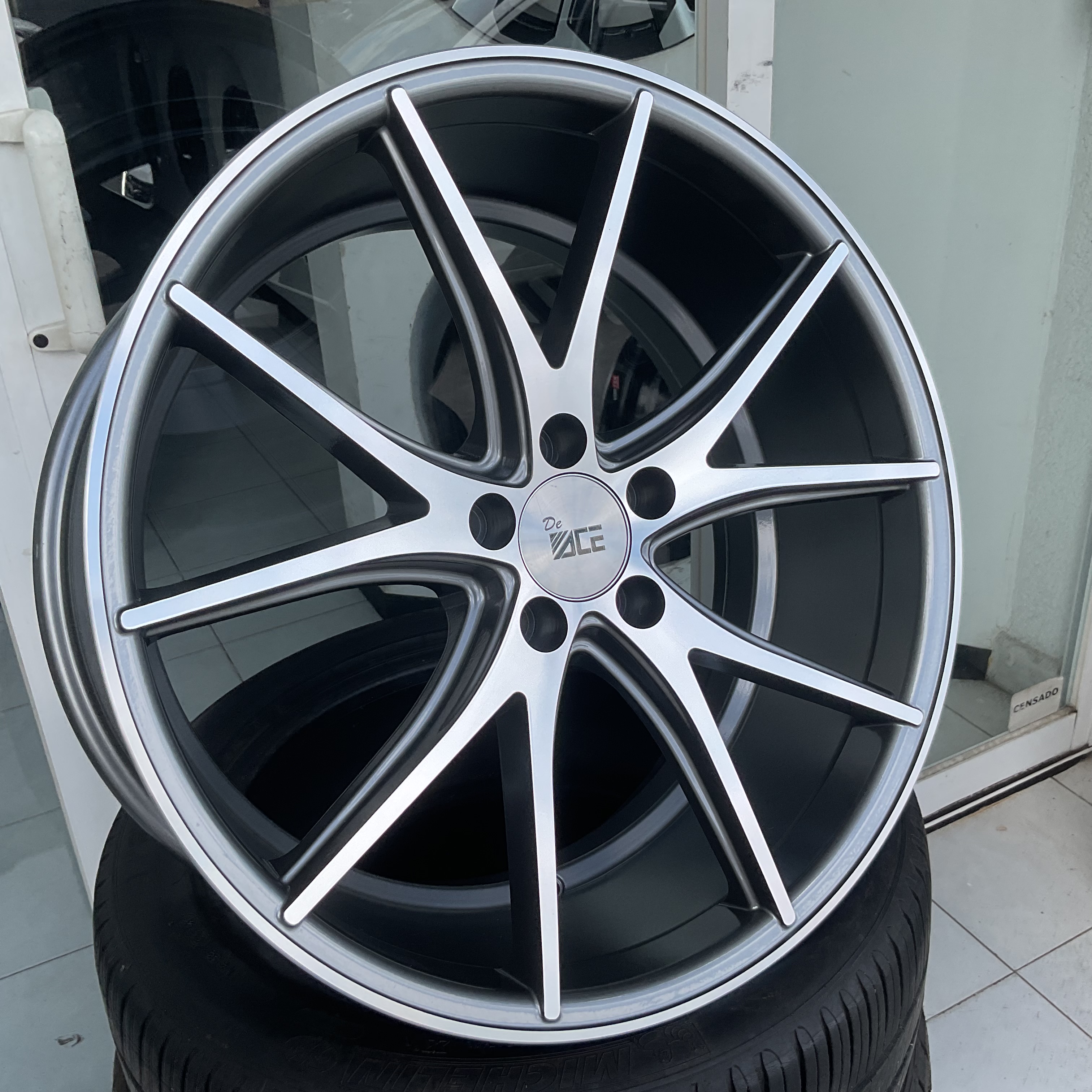 Dce — R1678